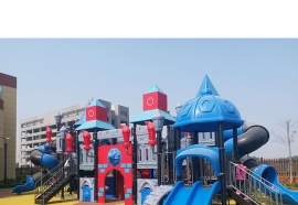 湖北黃岡大型幼兒園滑梯