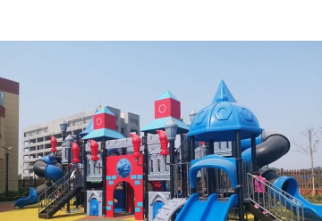 湖北黃岡大型幼兒園滑梯